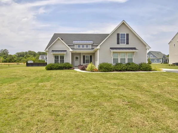 3216 Tower Hill Cir, Cape Charles, VA 23310