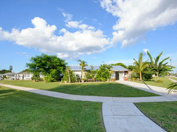 221 SW CALMOSO Drive, Port St Lucie, FL 34983