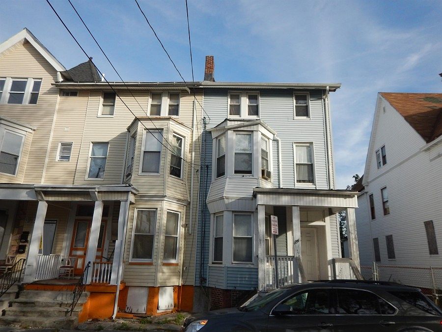 1st image of 184 1/2 S 6th St
