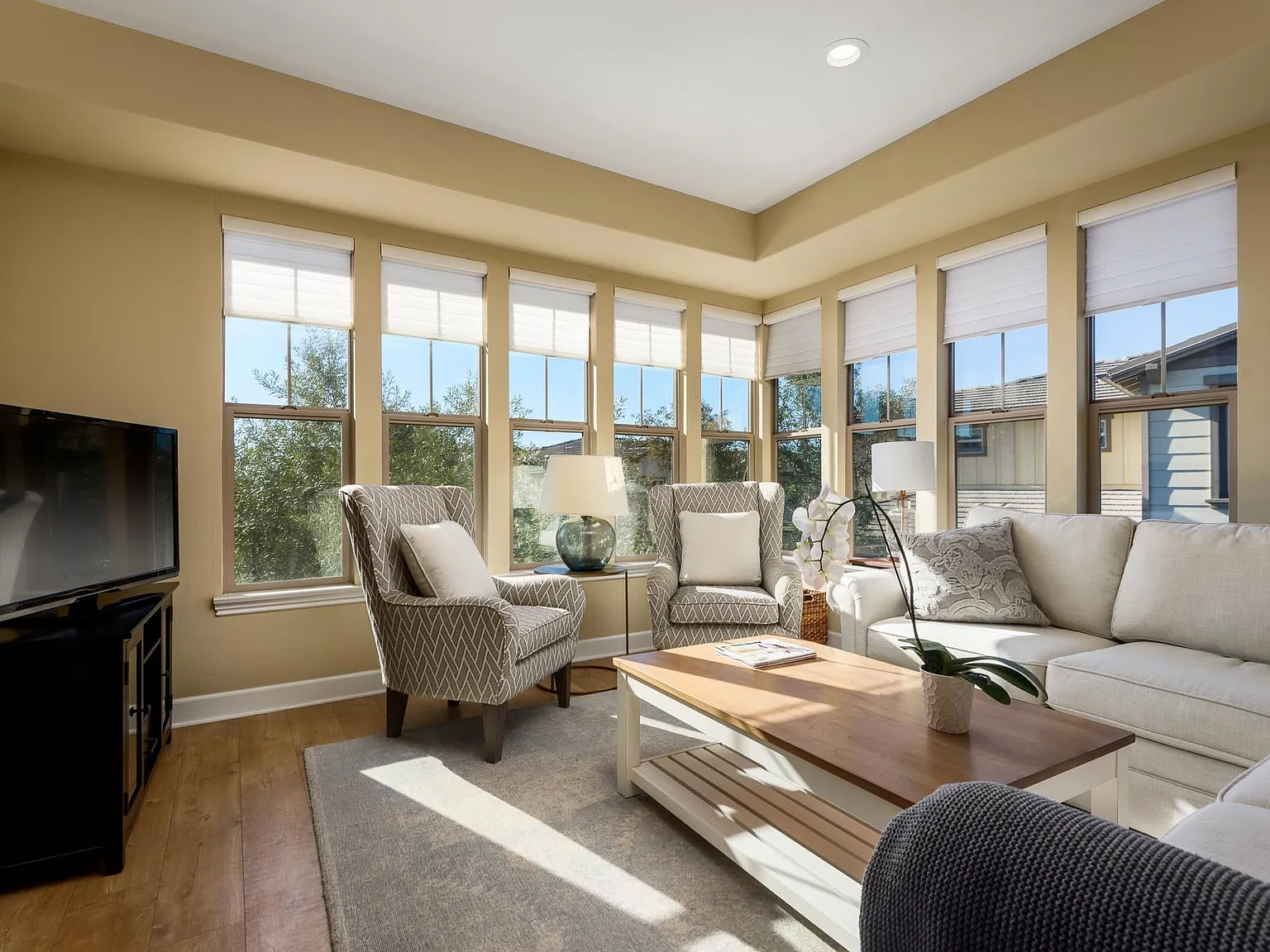 150 Sanderling Ln — Photo 2