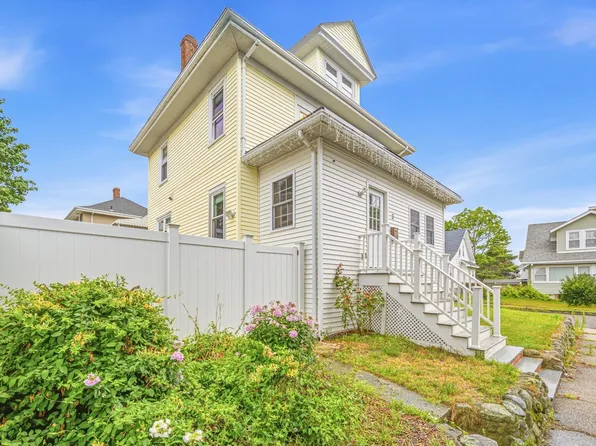 3 Florence St, Quincy, MA 02170