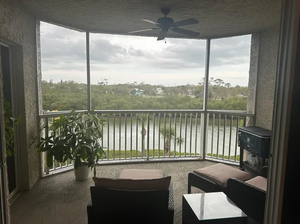 426 Bouchelle Dr APT 303, New Smyrna Beach, FL 32169