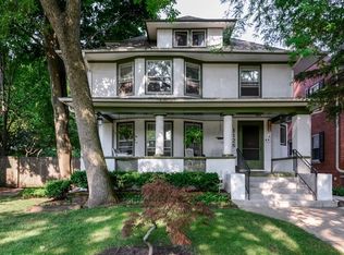 1126 Hinman Ave, Evanston, IL