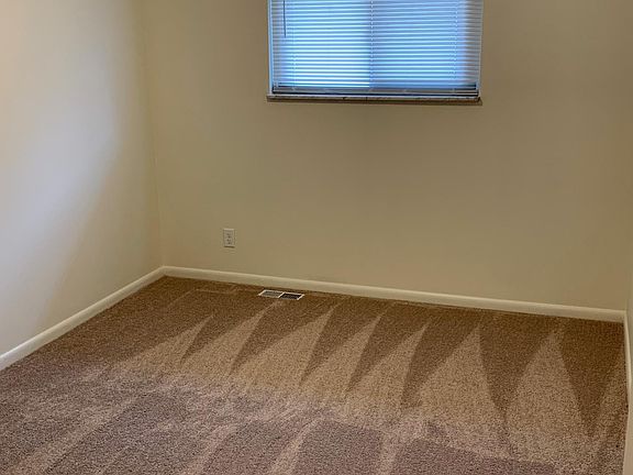 5th image of 291 Wenchris Dr
