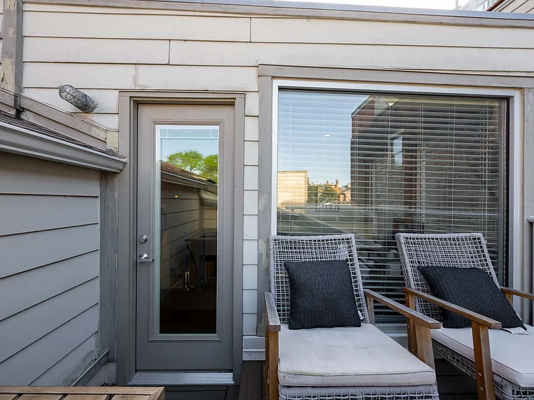 1417 Main St #5 — Photo 36