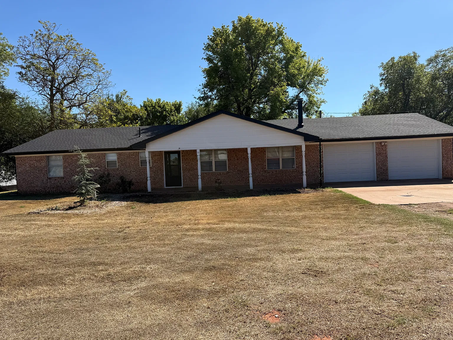 3 bed, 1798 sqft, $1,700 — Photo 2