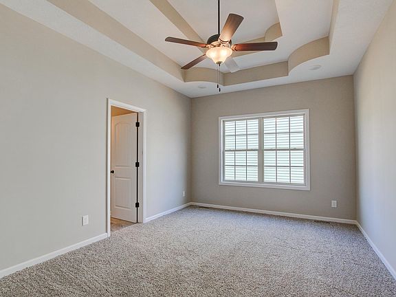 3rd image of 40 Chestnut Hl Lot 40