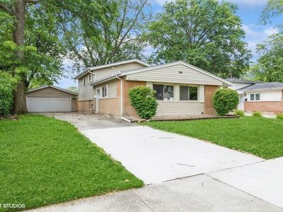 304 New Salem St, Park Forest, IL, 60466