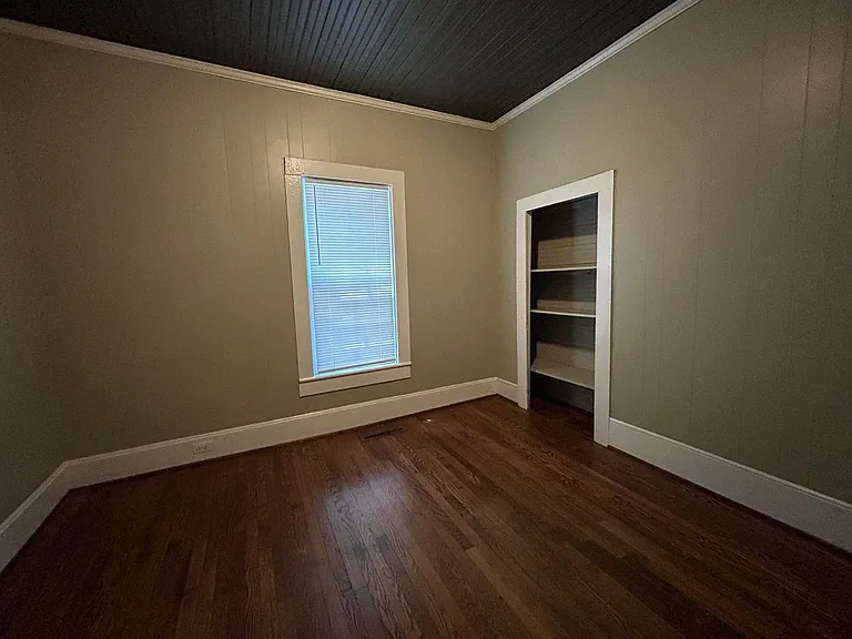 311 Keating Dr — Photo 9