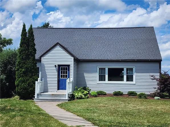 6369 Half Acre Rd, Auburn, NY 13021