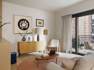 428 W 19th St #5B, New York, NY