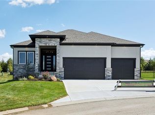 11463 S Aurora St, Olathe, KS 66061