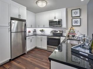 25 Mulberry St #B, Newark, NJ 07102