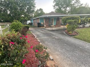 110 Fieldstone Rd, Warner Robins, GA 31093