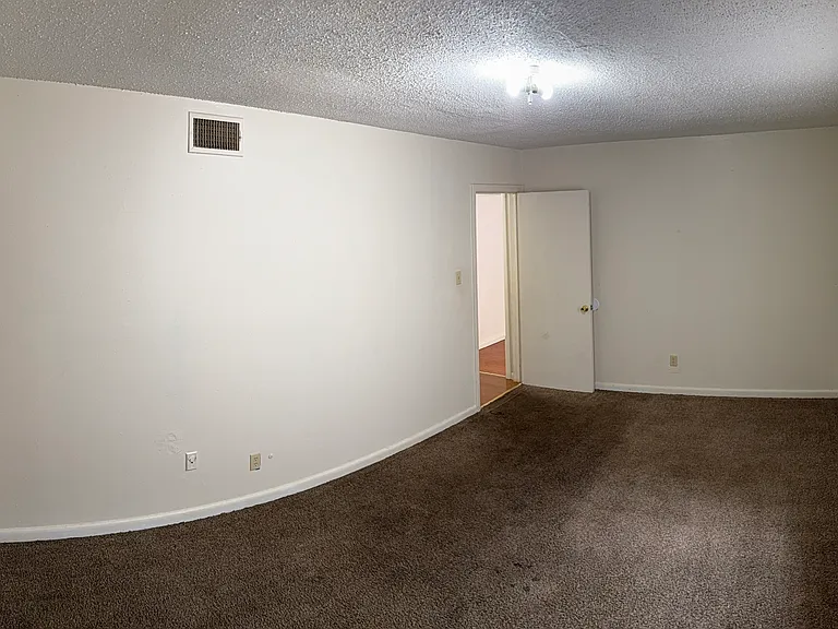 111 Espejo St #8 — Photo 11