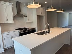 3rd image of 3177 Moor View Rd