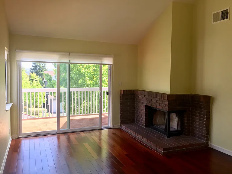 565 Lori Dr #56 — Photo 2