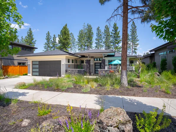 62654 NW Mount Thielsen Dr, Bend, OR 97703