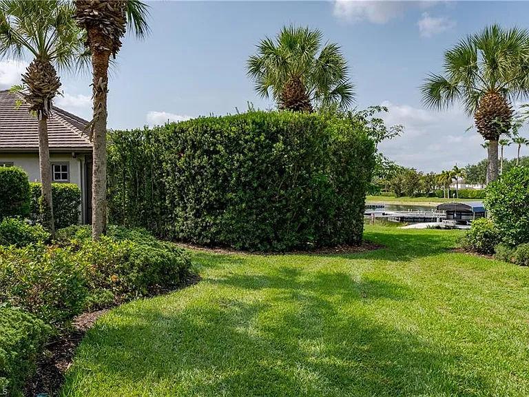 8754 Hideaway Harbor Ct — Photo 4