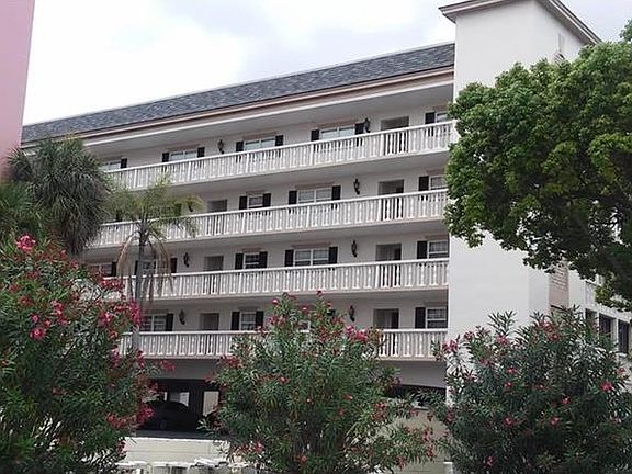 2nd image of 131 Bluff View Dr APT 309