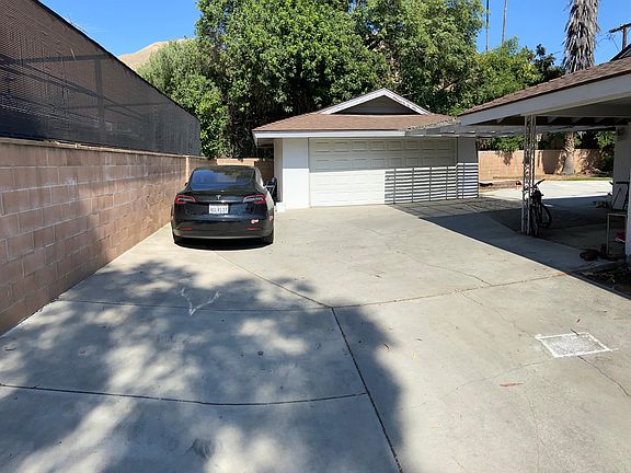 3rd image of 3962 Mount Vernon Ave