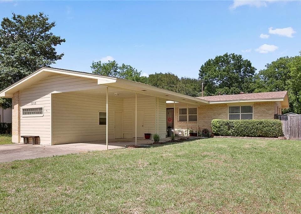 1st image of 7303 Wake Forrest Dr