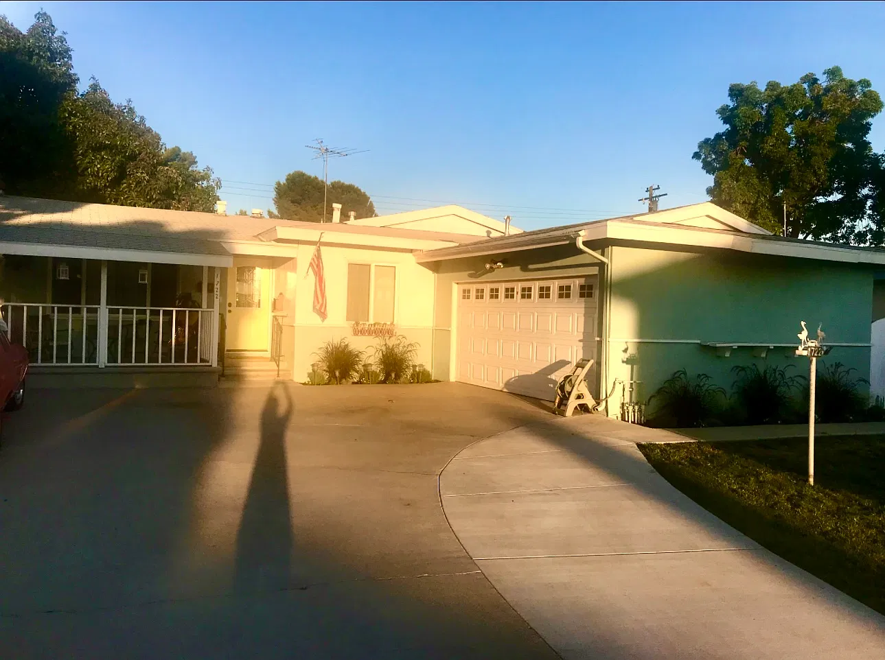 4 bed, 1218 sqft, $1,000 — Photo 1