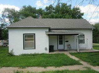 1208 7th St, Auburn, NE 68305