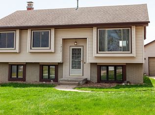 1517 W Detroit Ave, Indianola, IA 50125