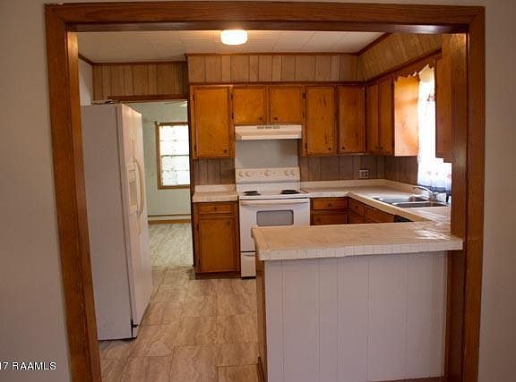 5th image of 719 Pamella St