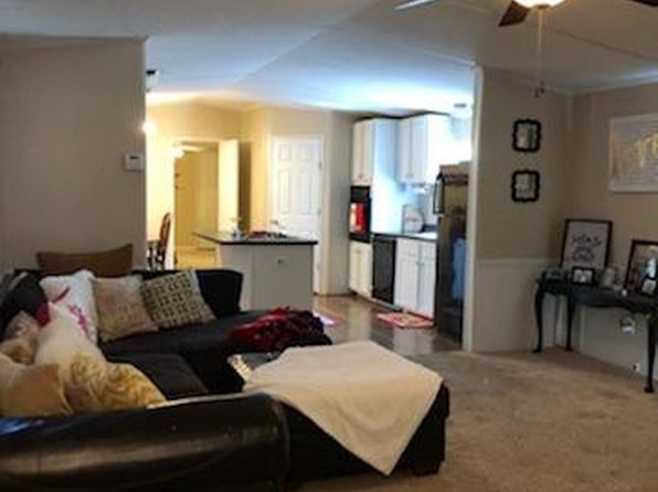 (undisclosed Address)