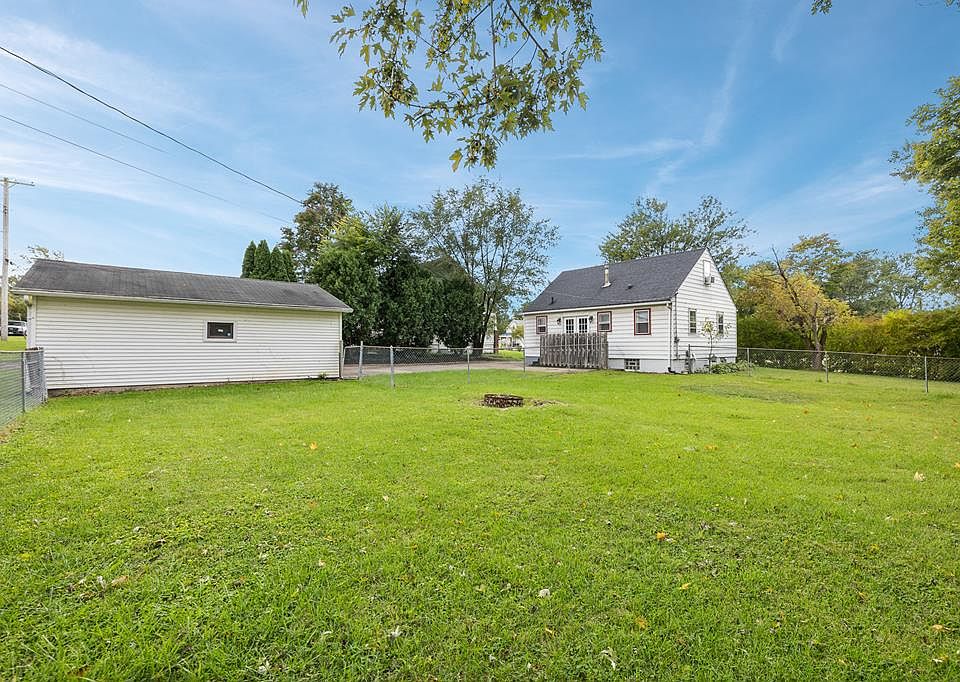 824 N Trimble Rd, Mansfield, OH 44906 Zillow