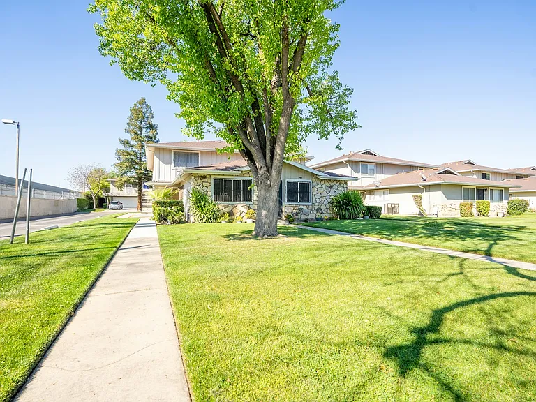 2750 W Fairmont Ave #103 — Photo 7