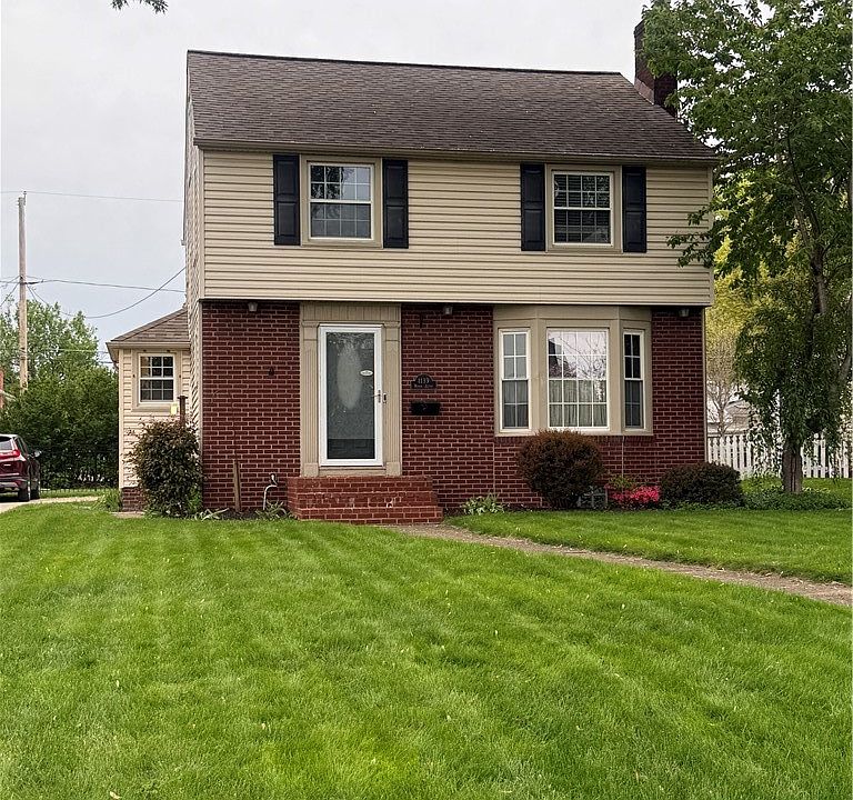 1st image of 1139 Manor Ave SW