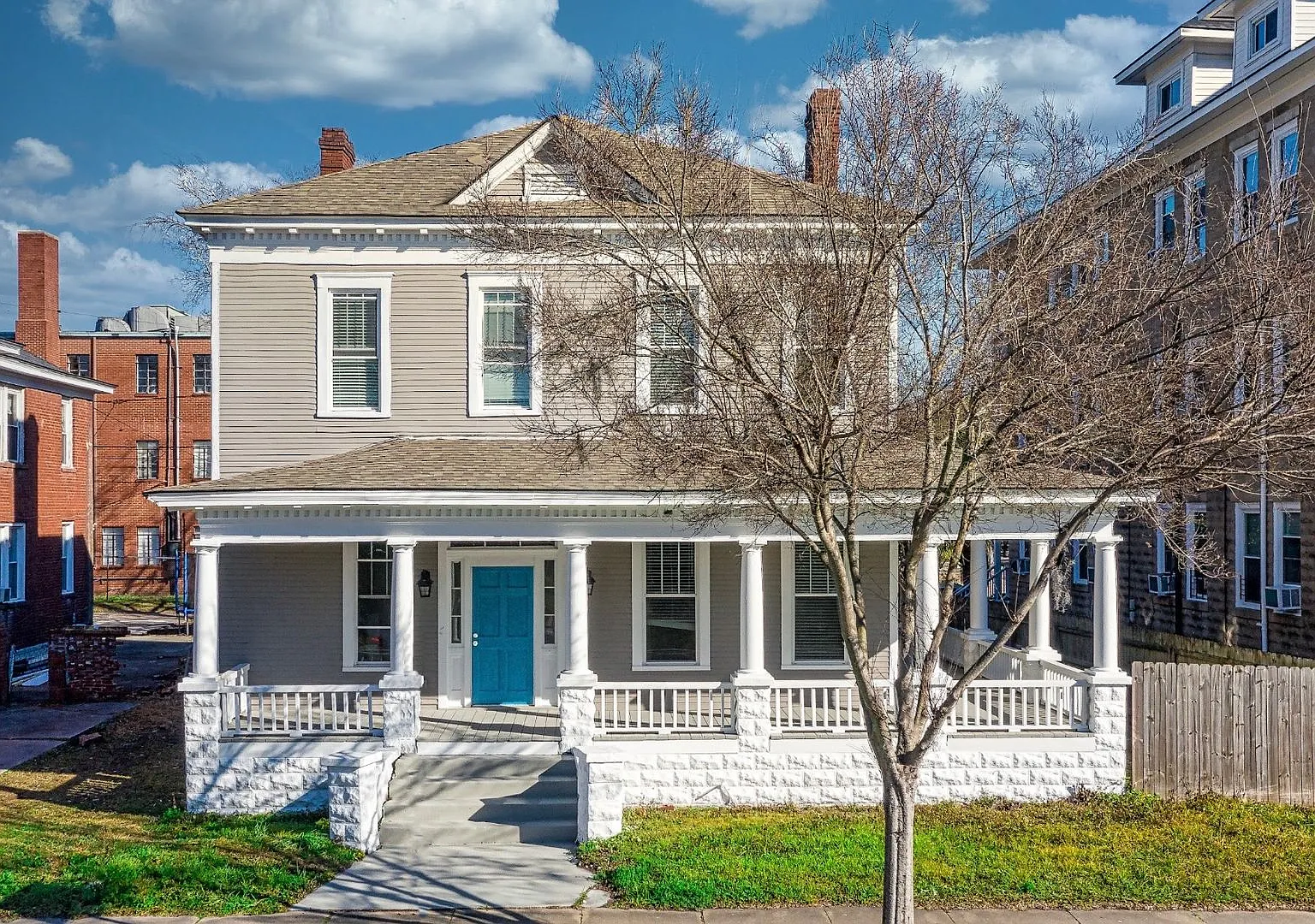 1016 E Anderson St — Photo 2