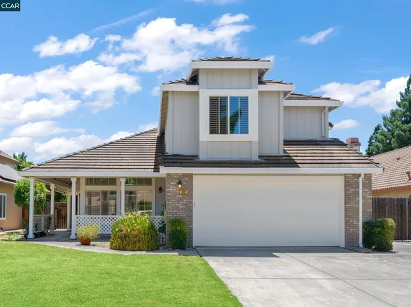 332 Sparrow St, Vacaville, CA 95687