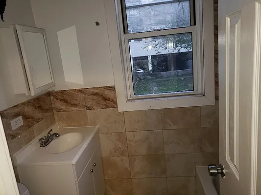 Rented by US # 1 Realty | media 26