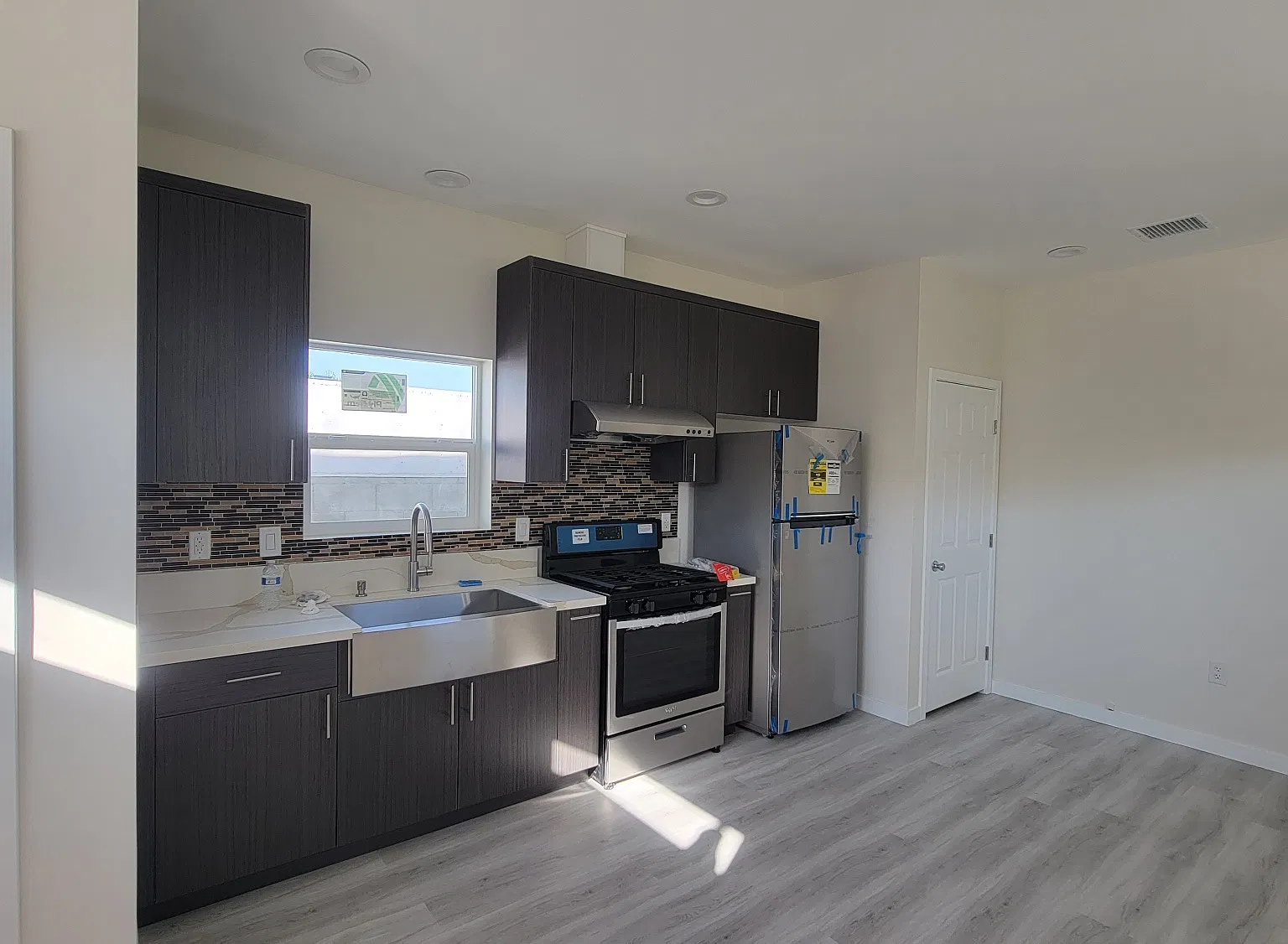 Valley View Ave, Whittier — Photo 3