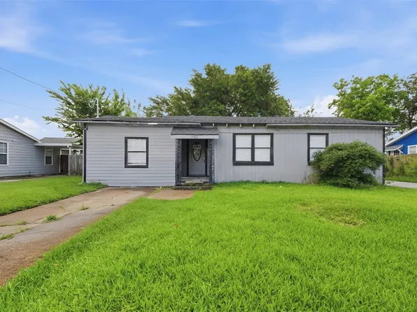 1103 James St, Deer Park, TX 77536