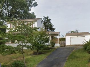 2 Mills Ct, Fredericksburg, VA 22405