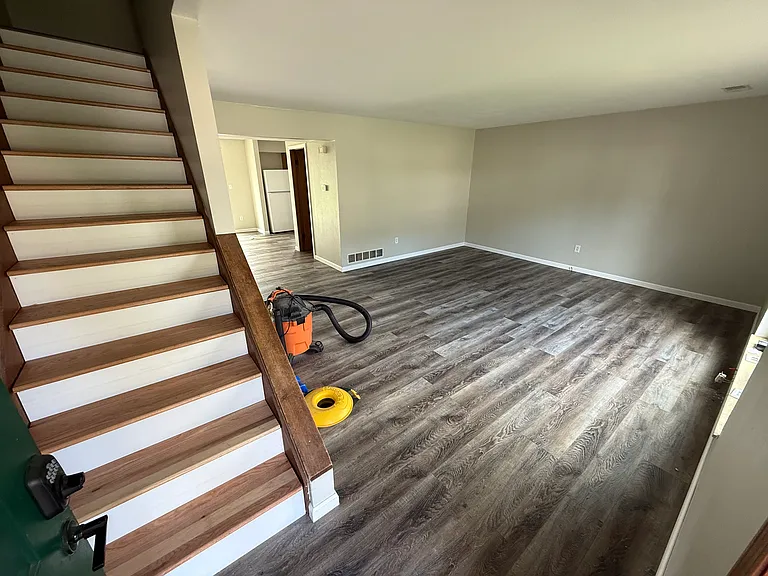 14 Ramona Dr — Photo 2