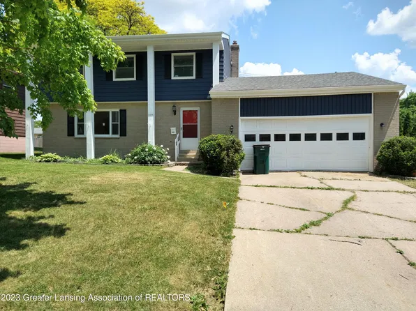 2225 Pamela Pl, Lansing, MI 48911
