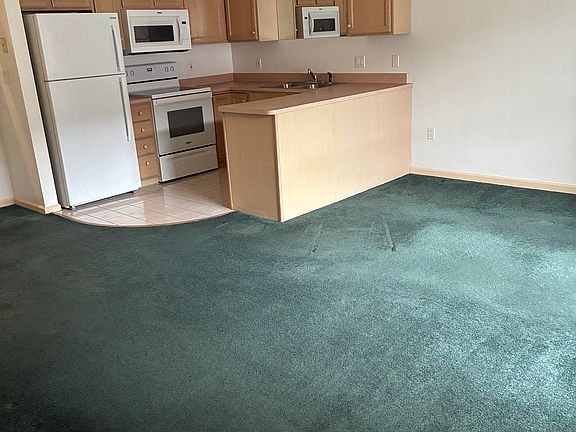 2nd image of 1703 Main St APT 2B