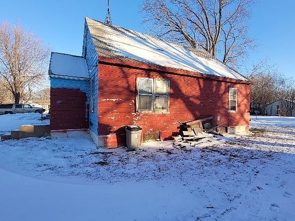 4th image of 17 10th St