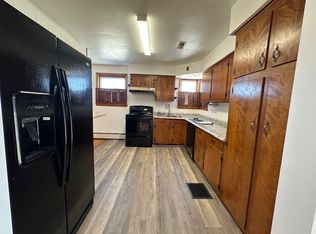 3295 Charmil Dr #B, Manchester, MD 21102