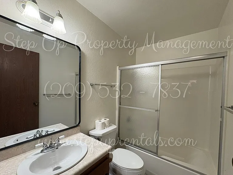 19046 Digger Pine St — Photo 13