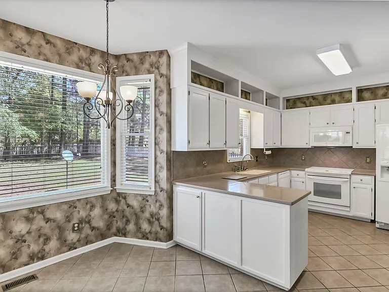 1100 Woodtree Ct — Photo 19
