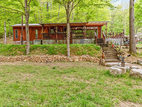 3rd image of 98 Hilltop Retreat