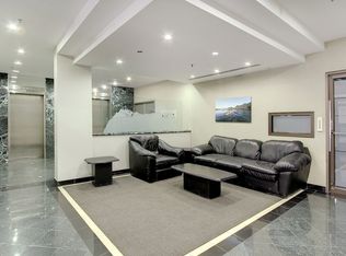 330 25th Ave SW, Calgary, AB T2S 0L4