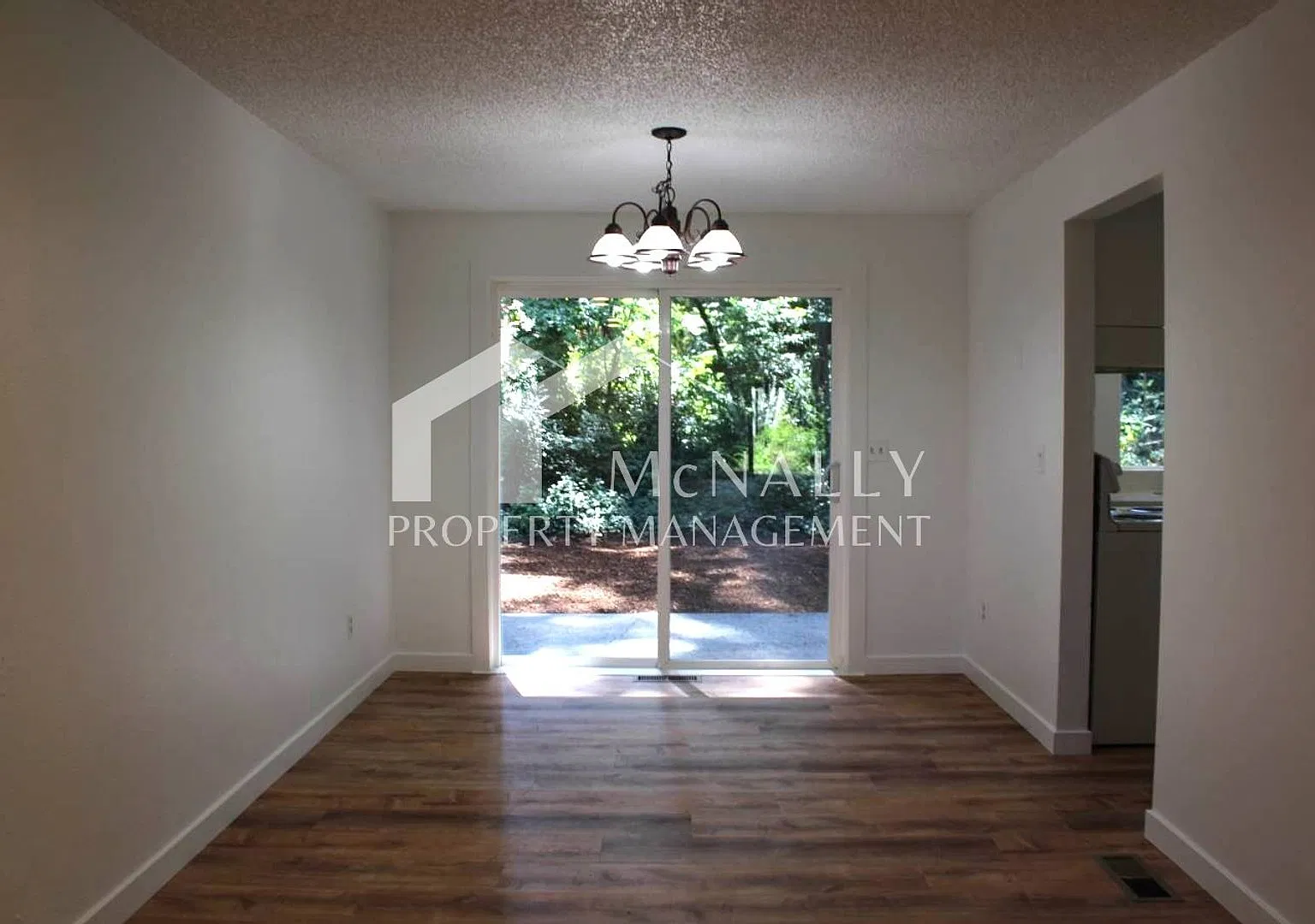 4712 Reid Dr — Photo 4